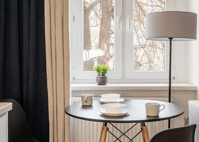 Rentplanet - Srodmiescie 公寓